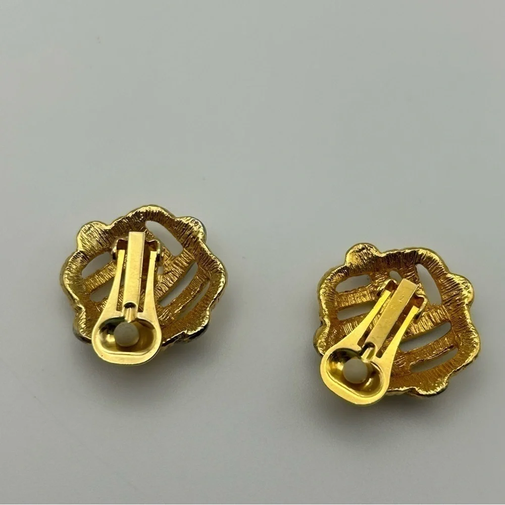 Vintage gold tone